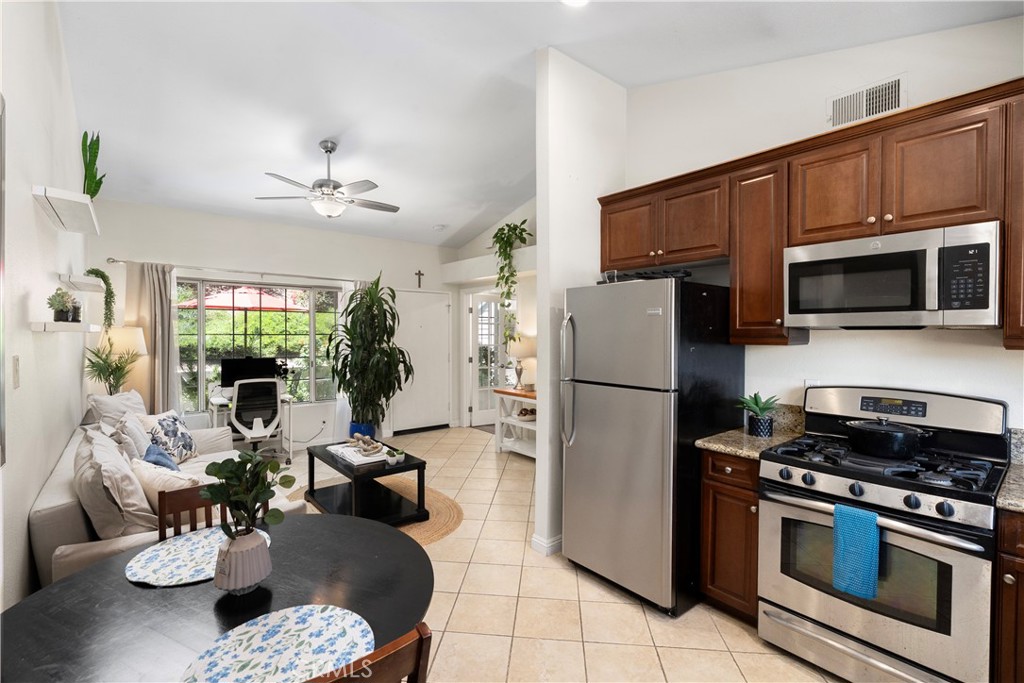 23412 Pacific Park 7C