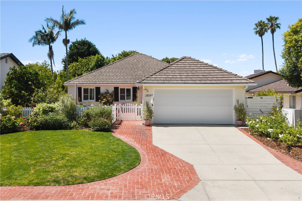 2809 Via De La Guerra