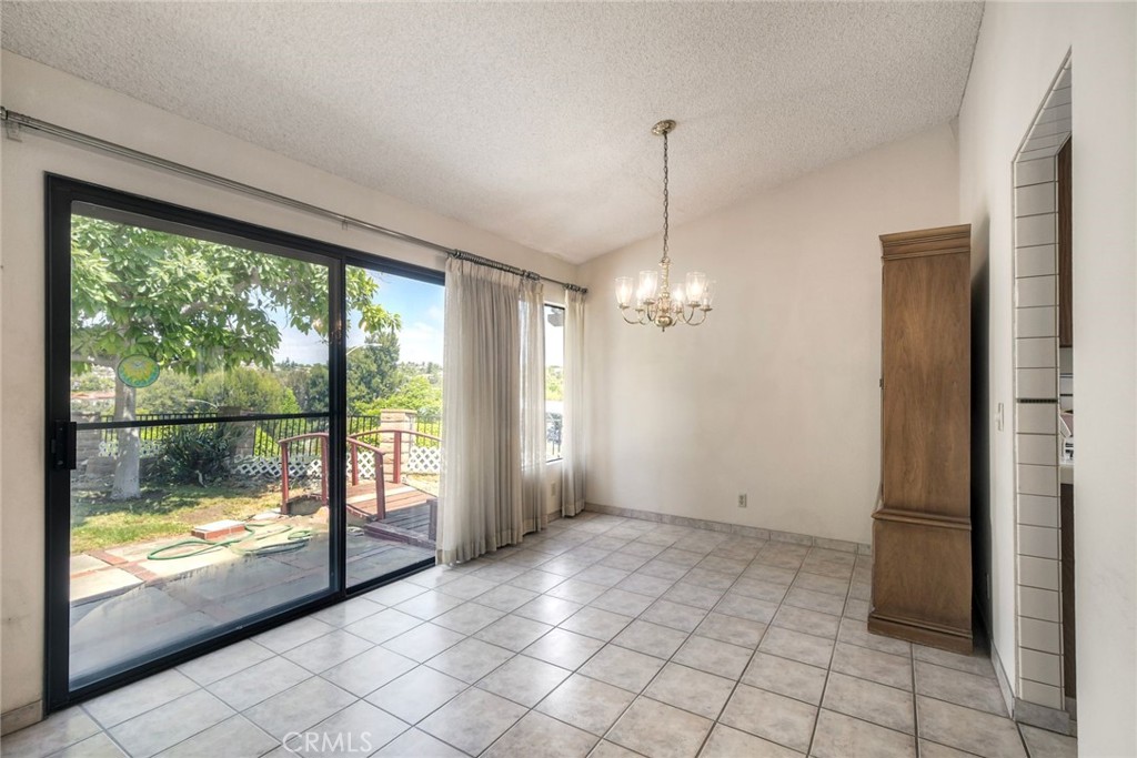 7905 Calle Posada