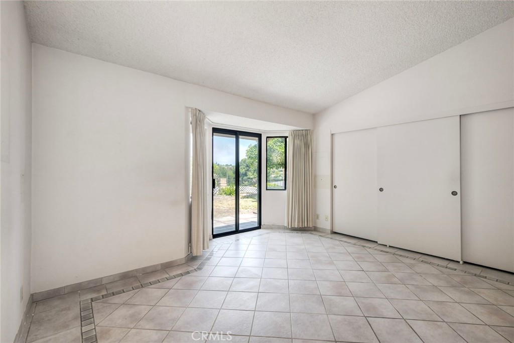 7905 Calle Posada
