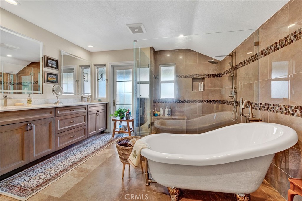 7214 E Wrangler Circle