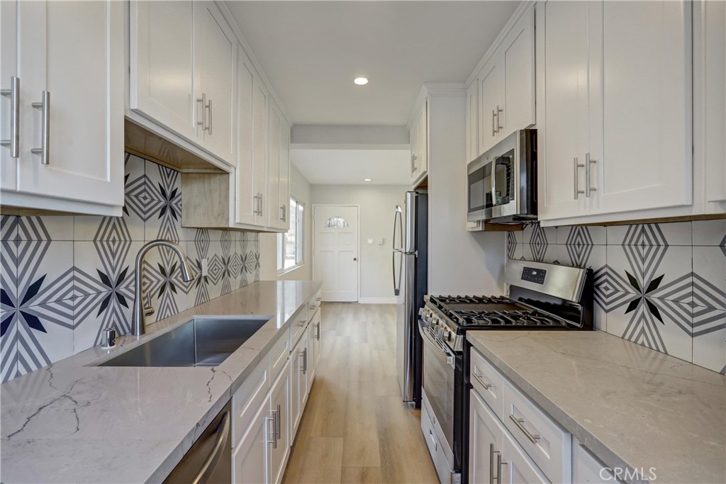 644 Pier Avenue Unit: 2