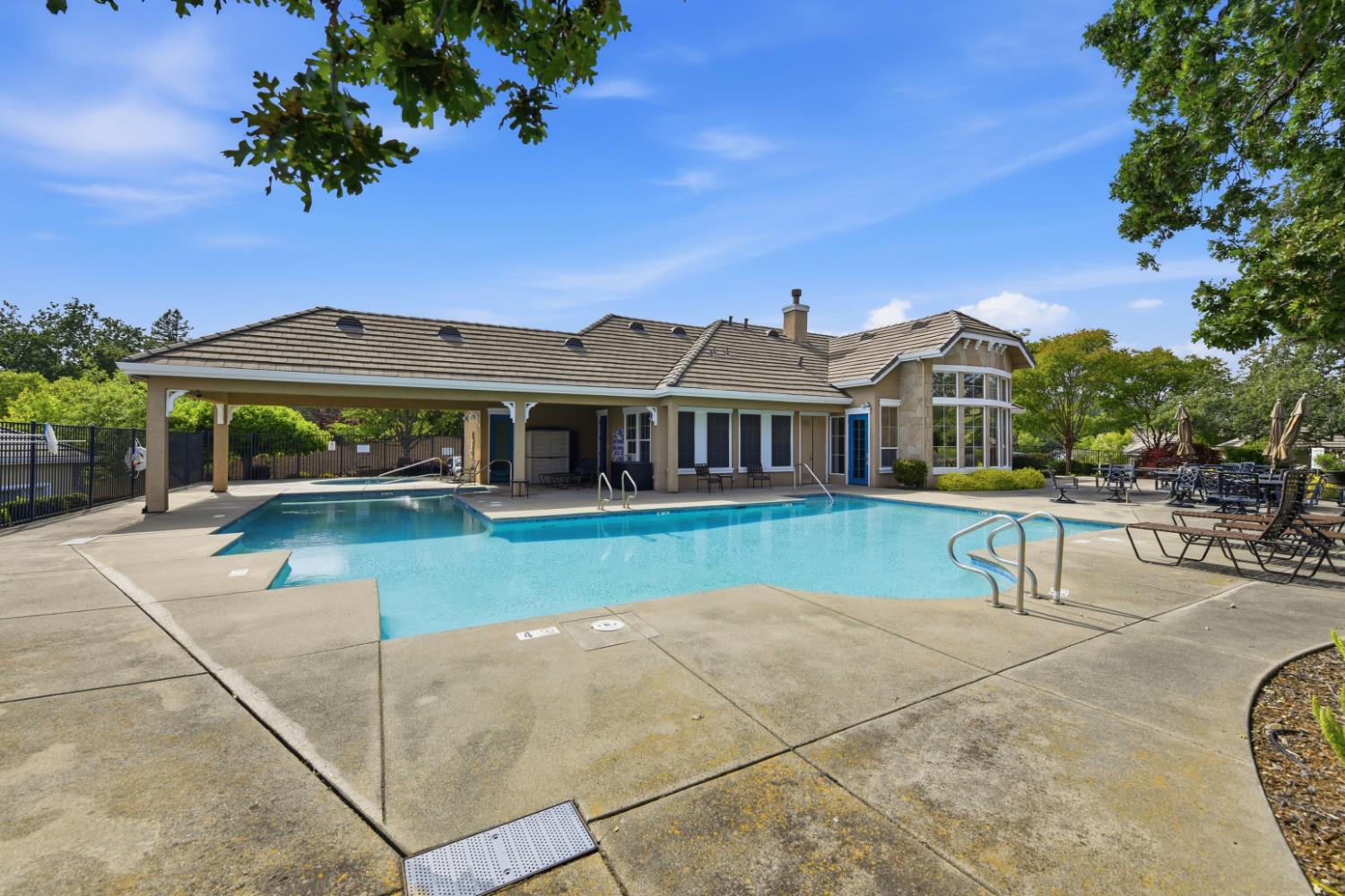 3803 Park Drive
