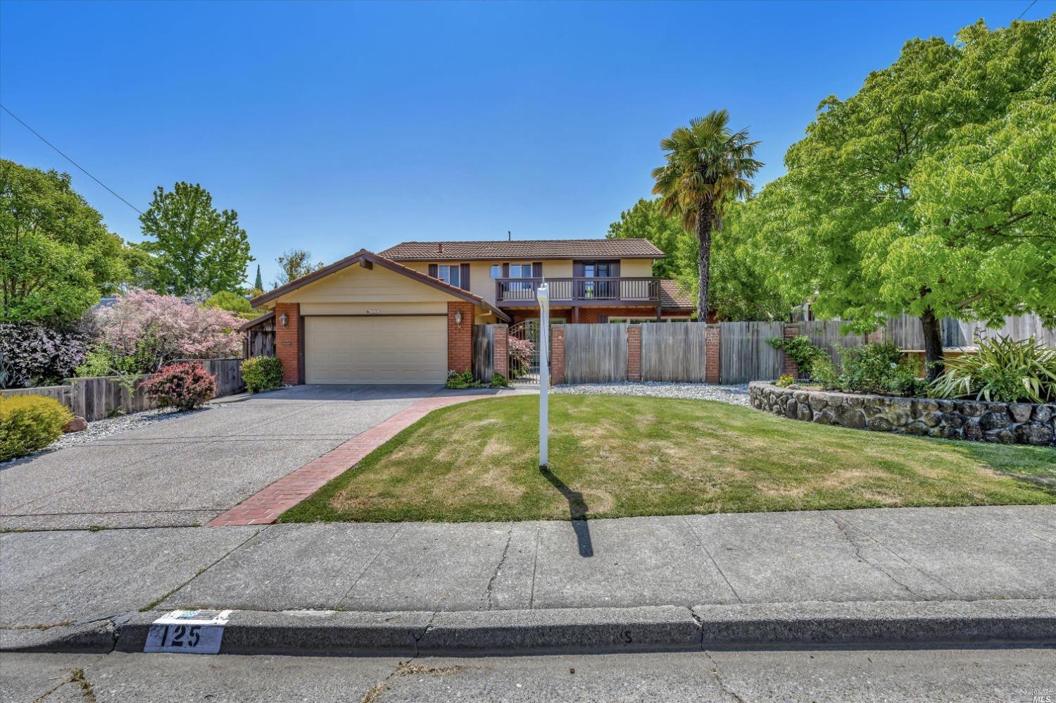 125 Montura Way