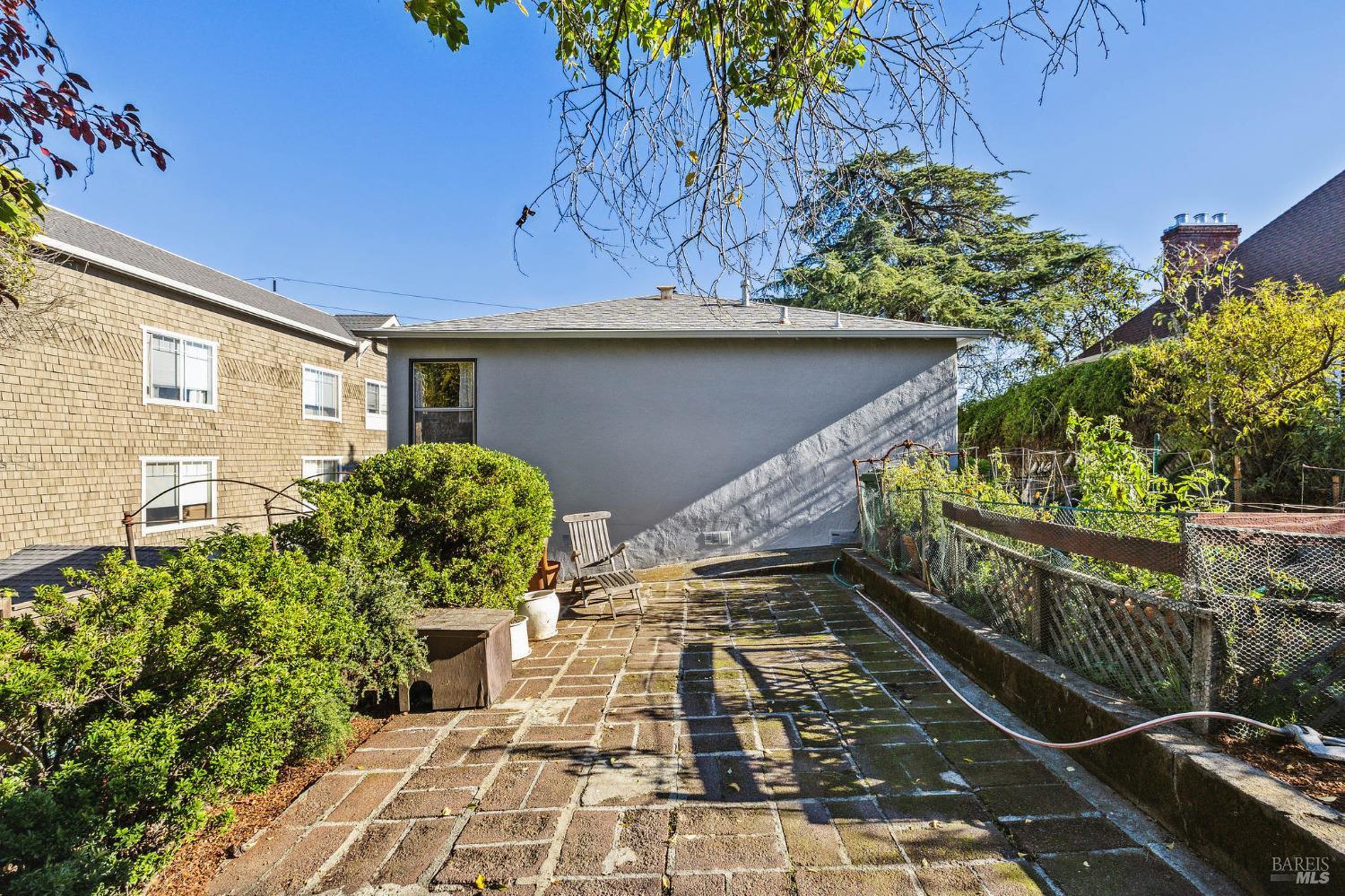 1345 Lincoln Avenue