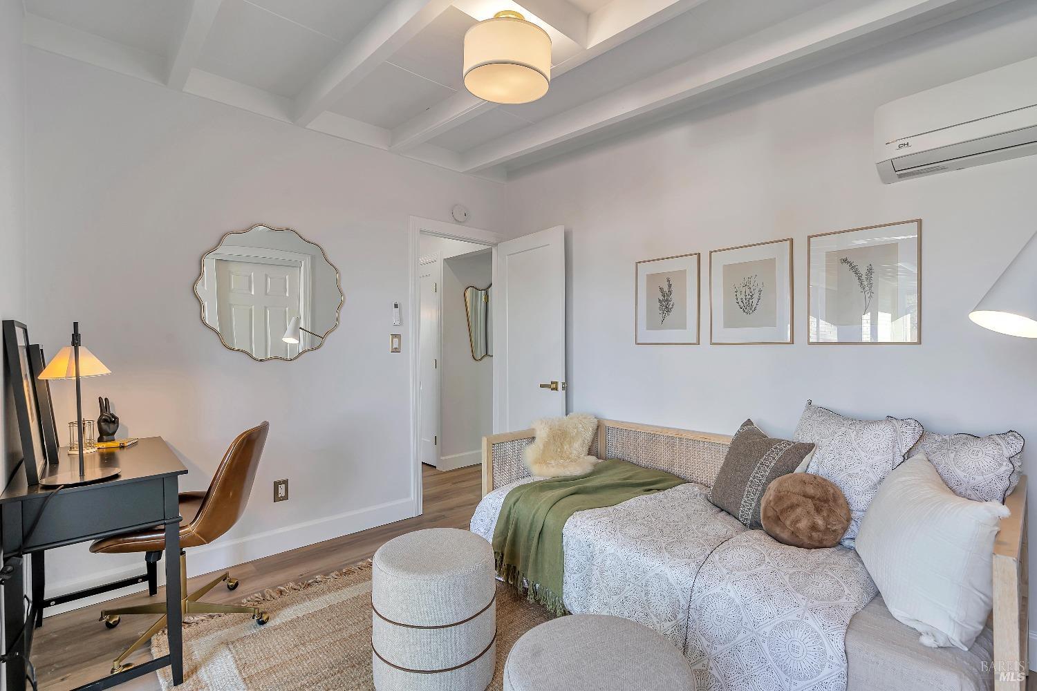 1271 Leafwood Heights