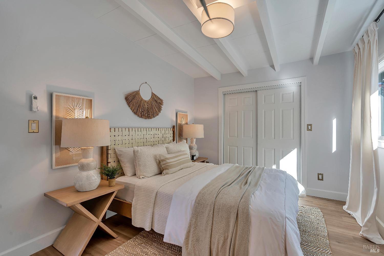 1271 Leafwood Heights