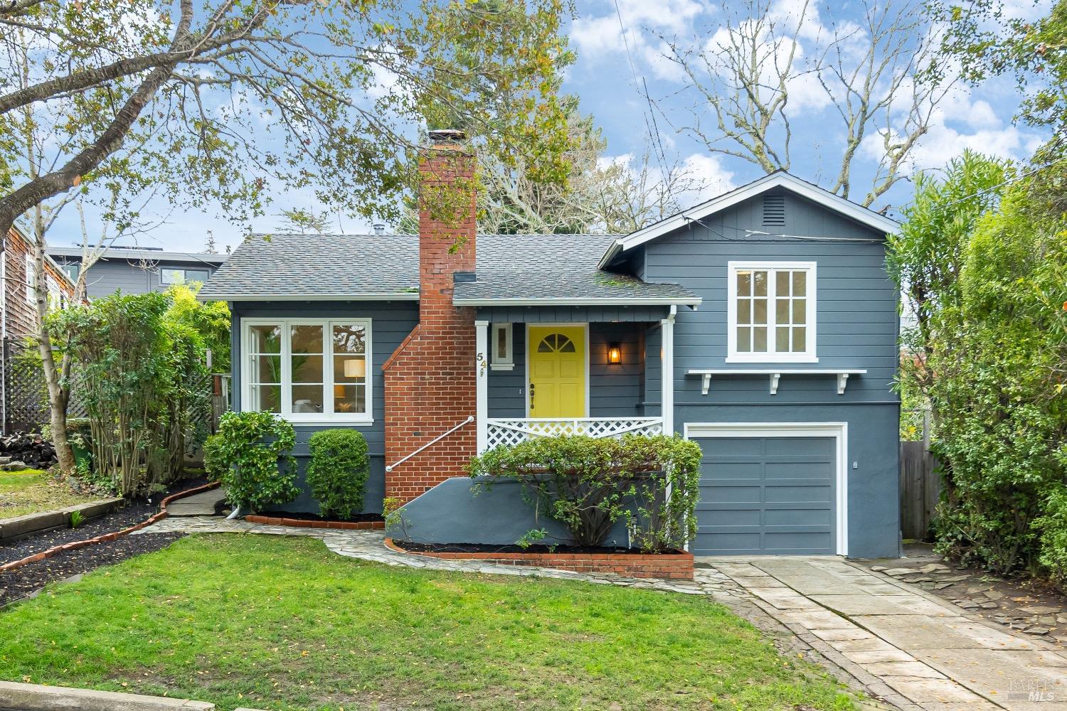 54 Mountain View Avenue