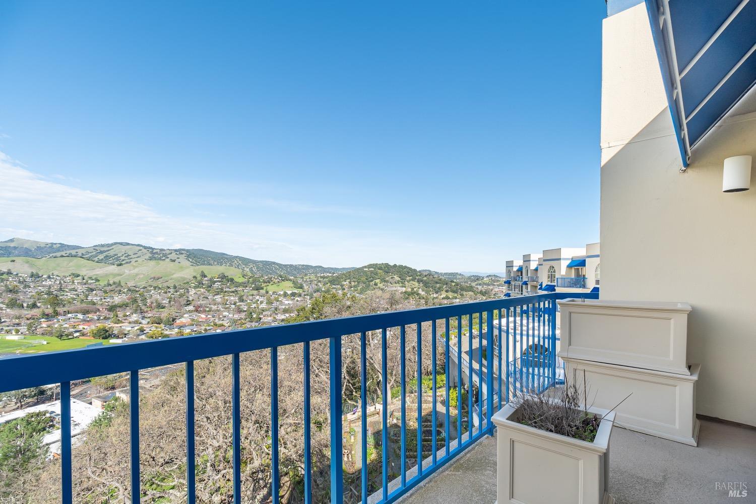 100 Thorndale Drive Unit: 434