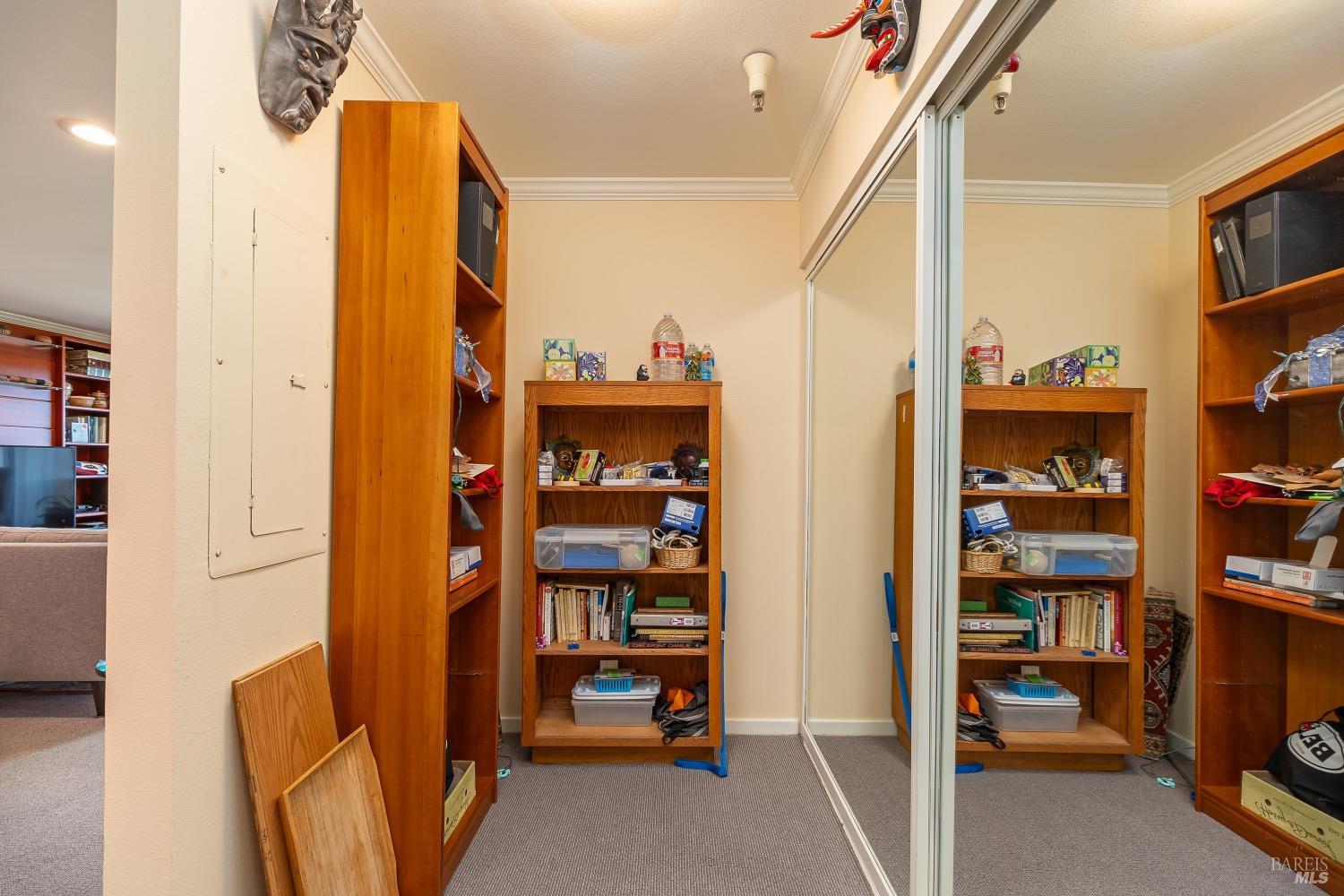 100 Thorndale Drive Unit: 434