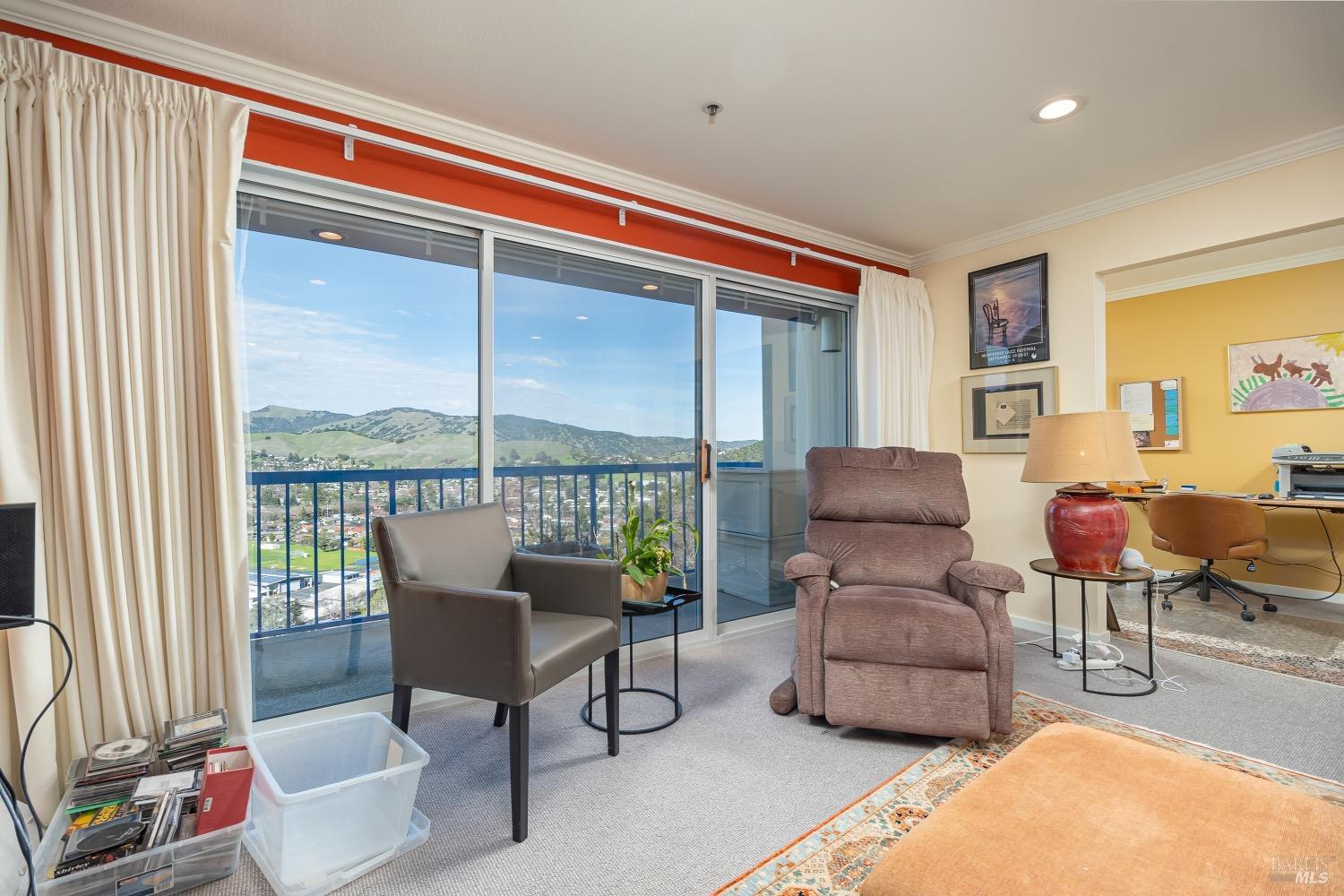 100 Thorndale Drive Unit: 434