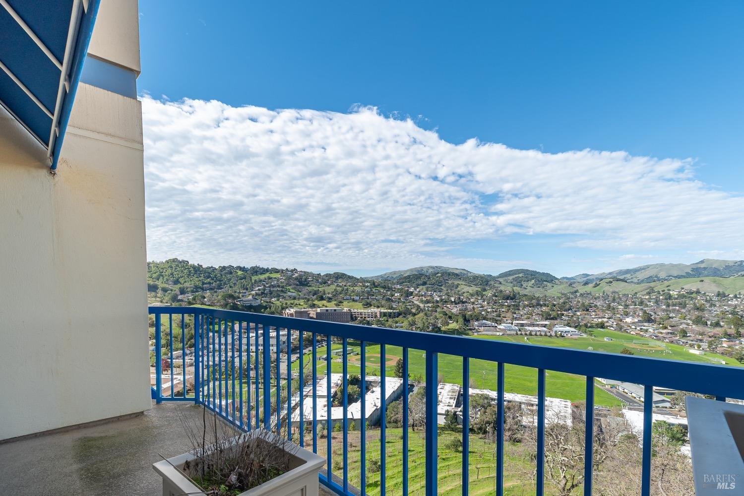 100 Thorndale Drive Unit: 434