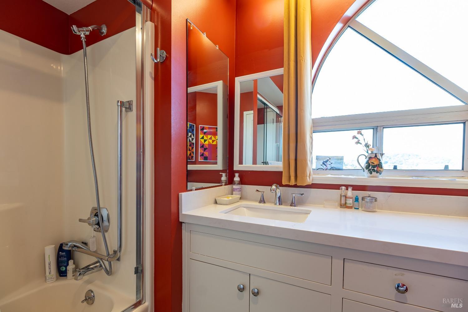 100 Thorndale Drive Unit: 434