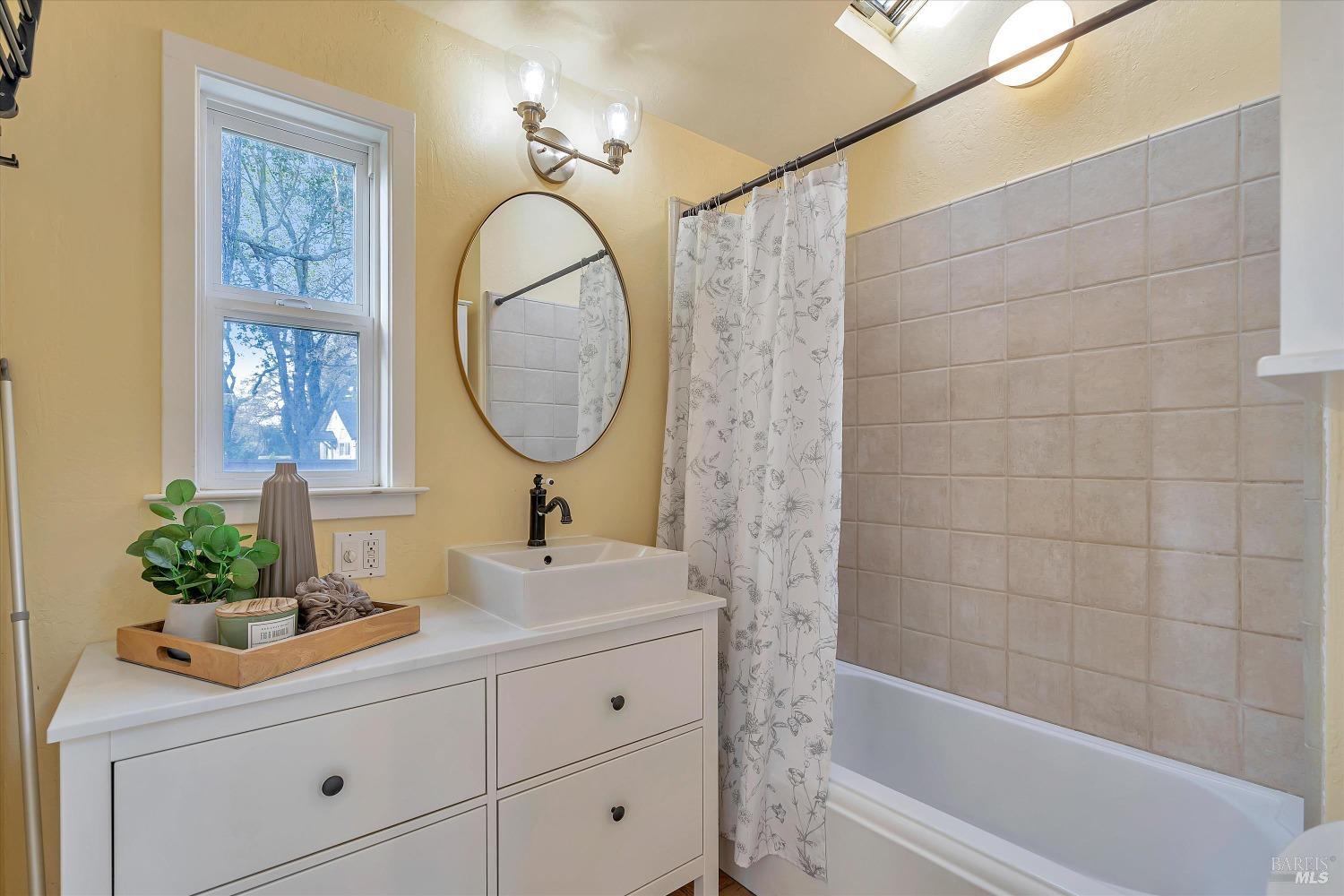 1830 indian Valley Rd