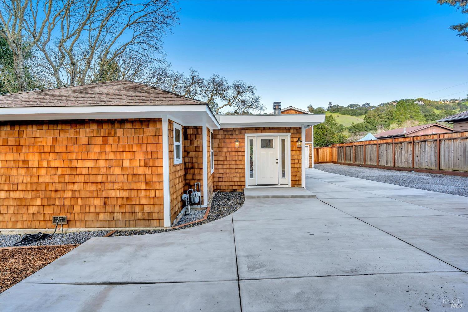 1830 indian Valley Rd