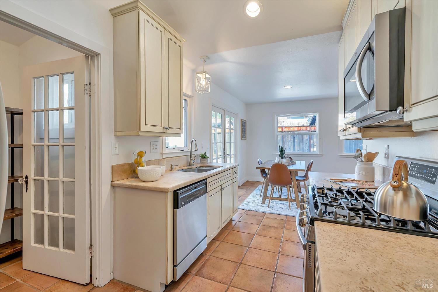 1830 indian Valley Rd