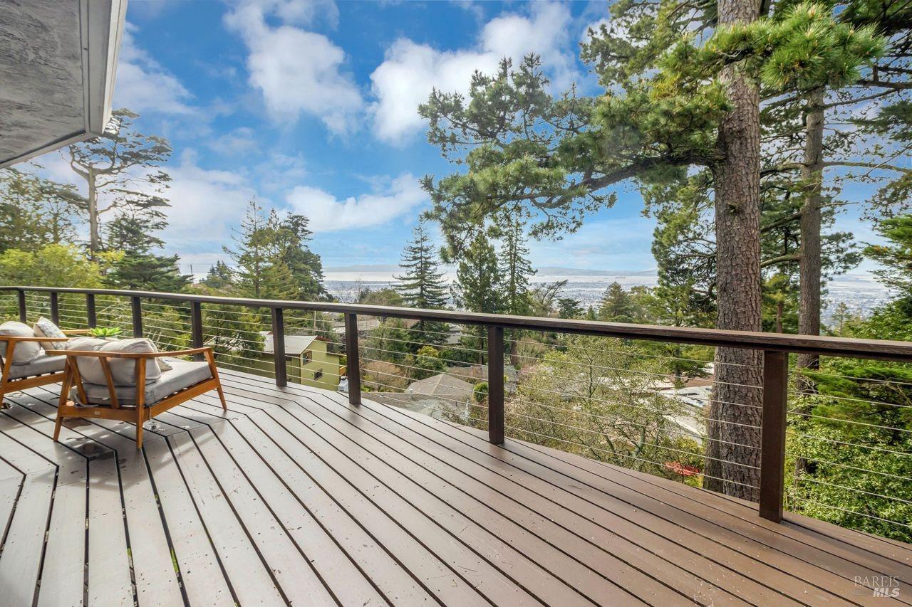 6261-6261 Melville Dr