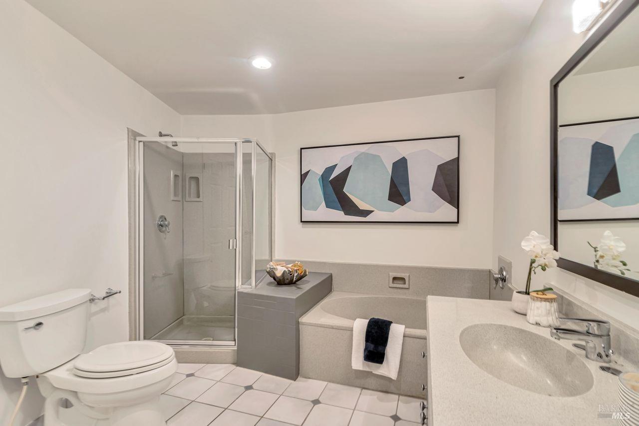 6261-6261 Melville Dr