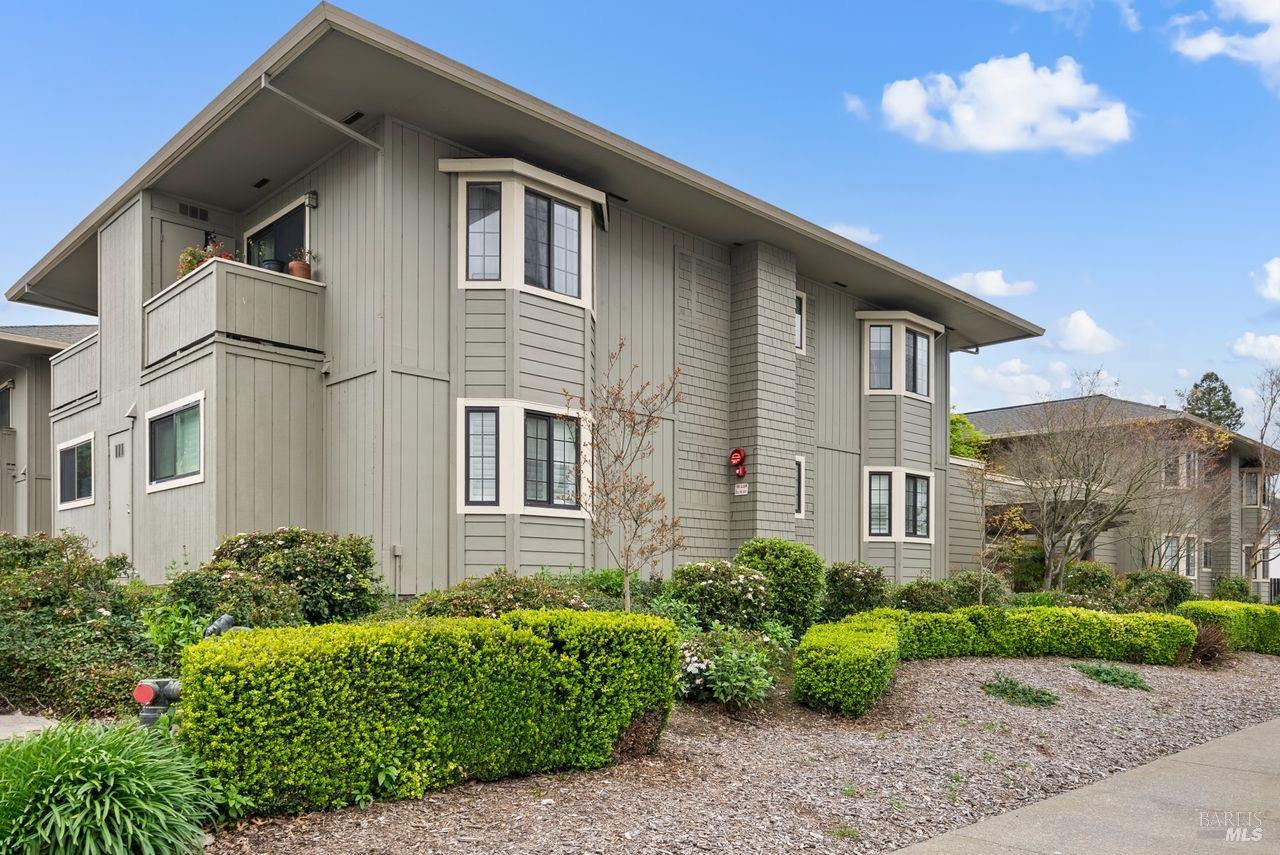 720 Petaluma Blvd S #6