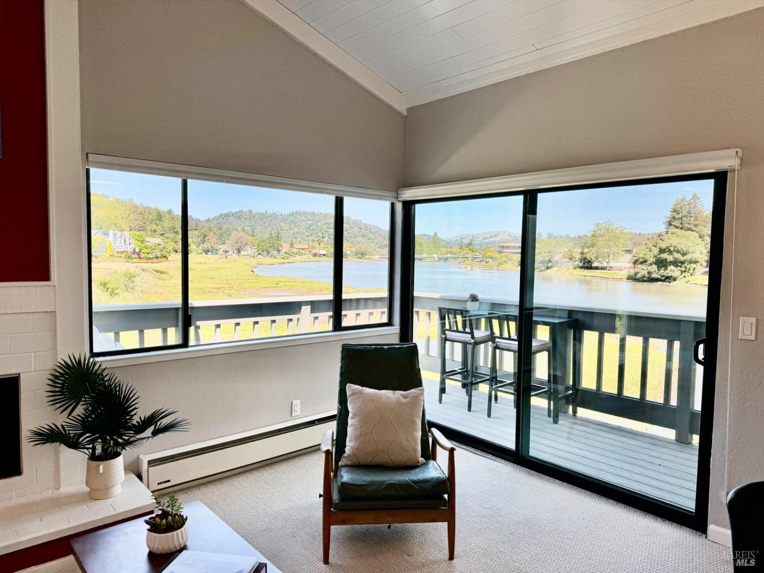 505 Larkspur Plaza Dr #8A