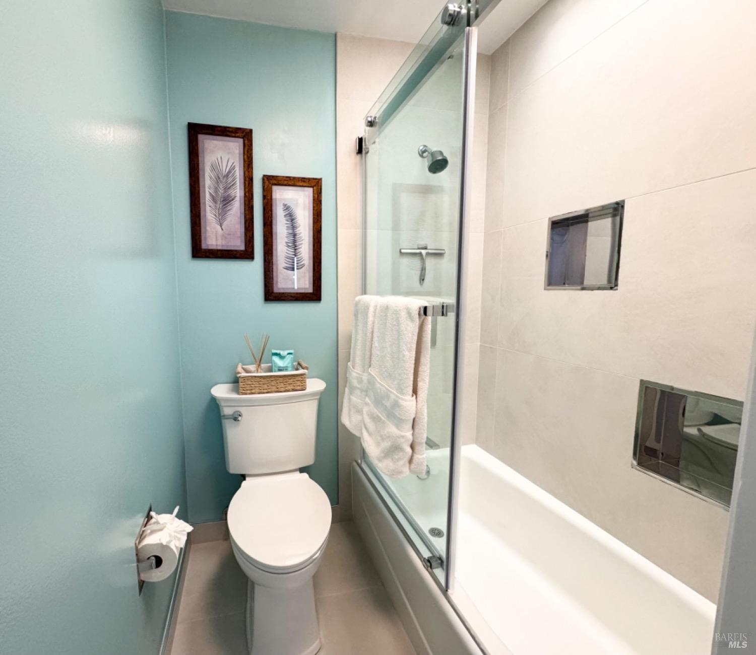 505 Larkspur Plaza Dr #8A