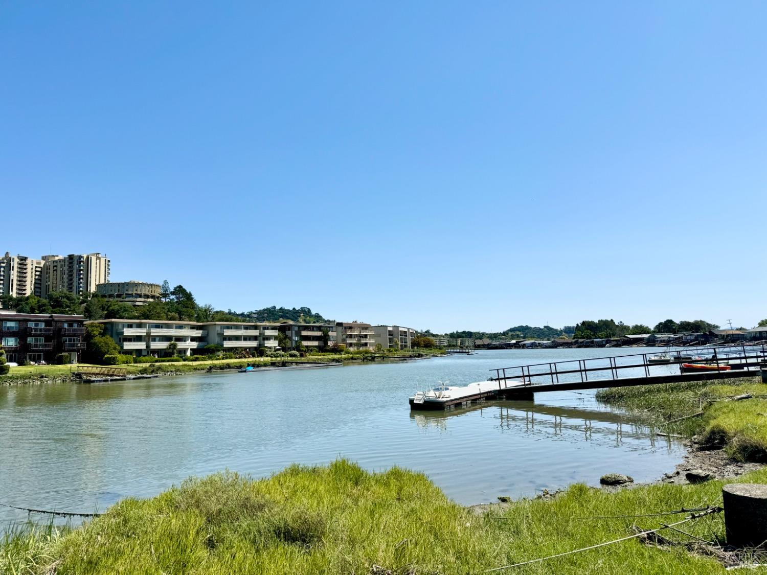 505 Larkspur Plaza Dr #8A