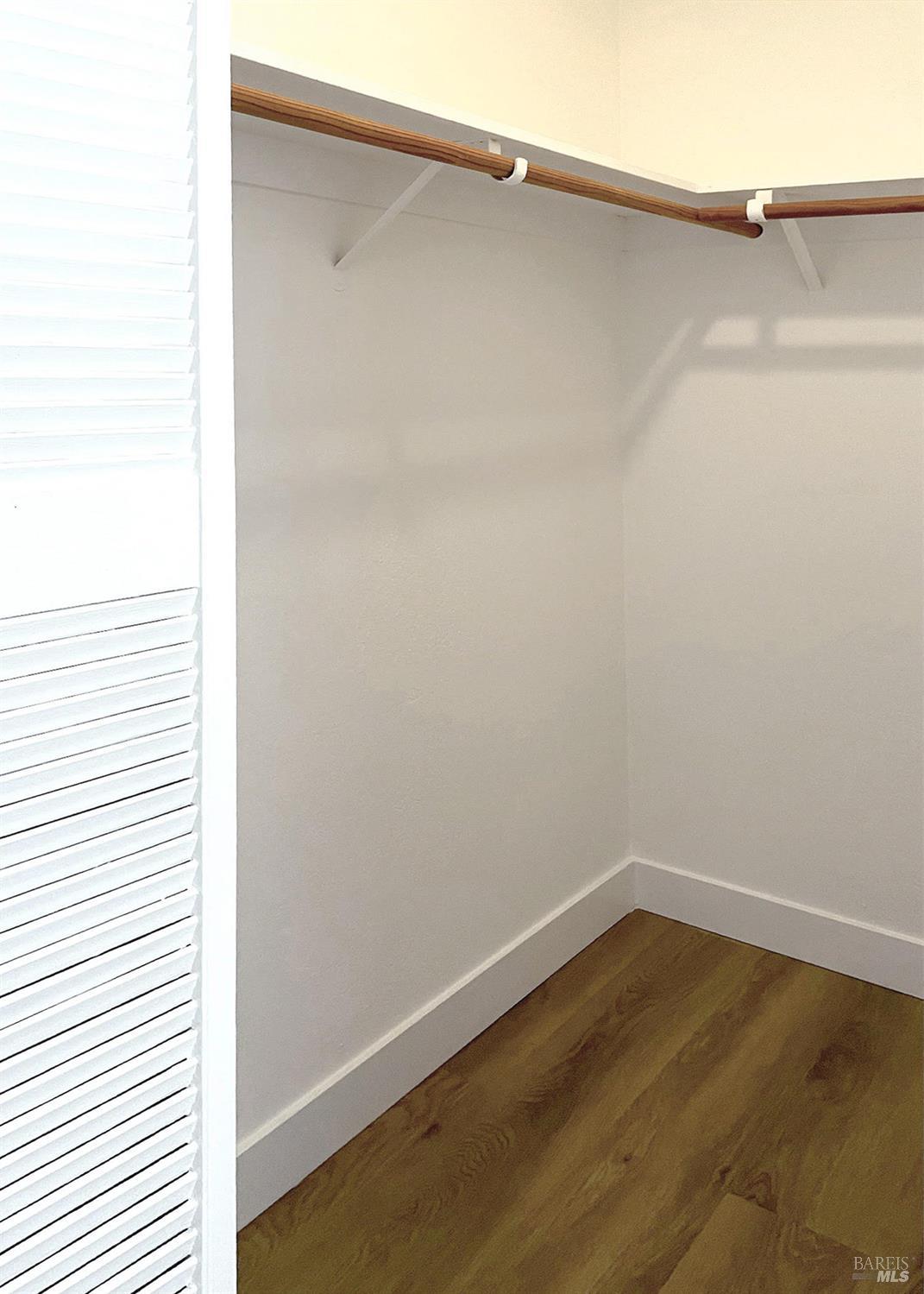 100 Marin Center Dr #44