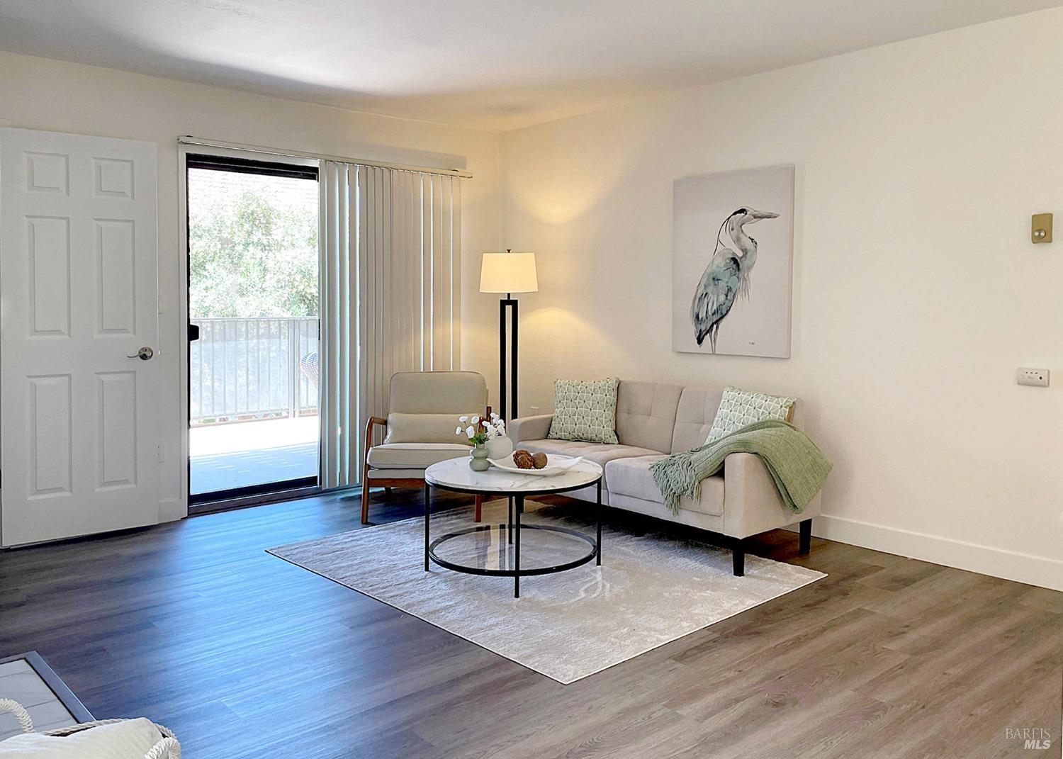 100 Marin Center Dr #44