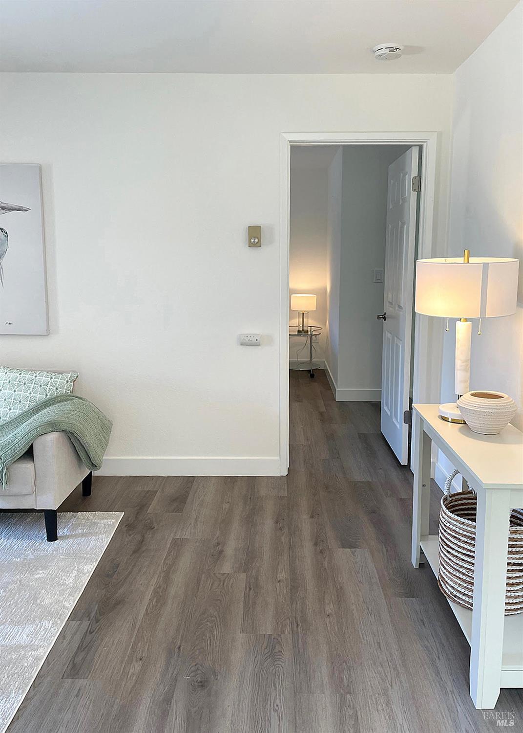 100 Marin Center Dr #44