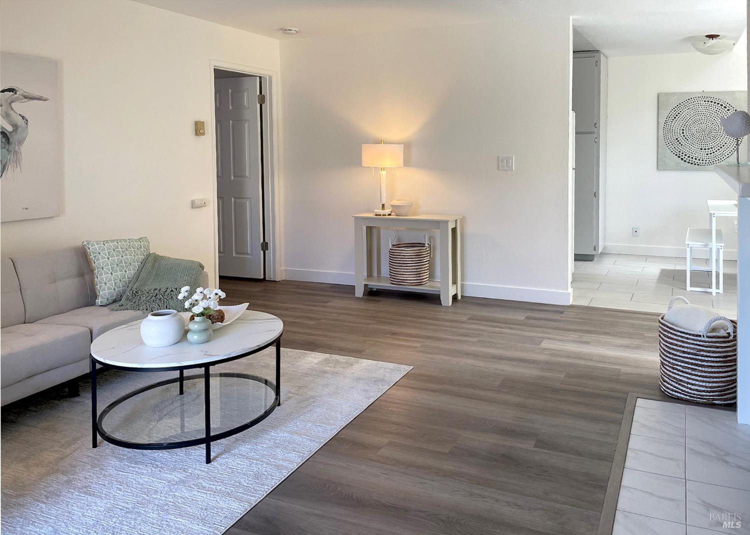 100 Marin Center Dr #44