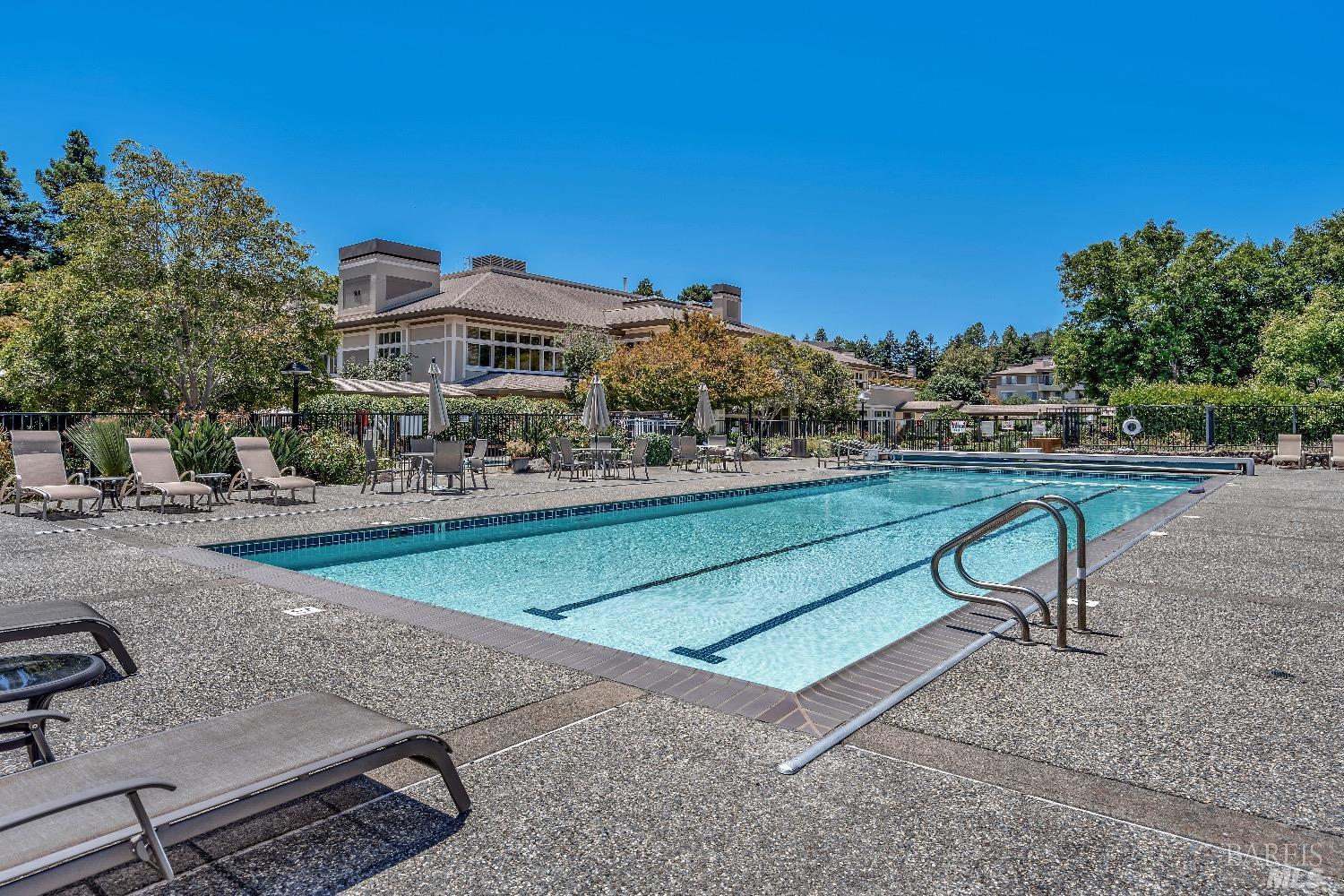 200 Deer Valley Rd #3B