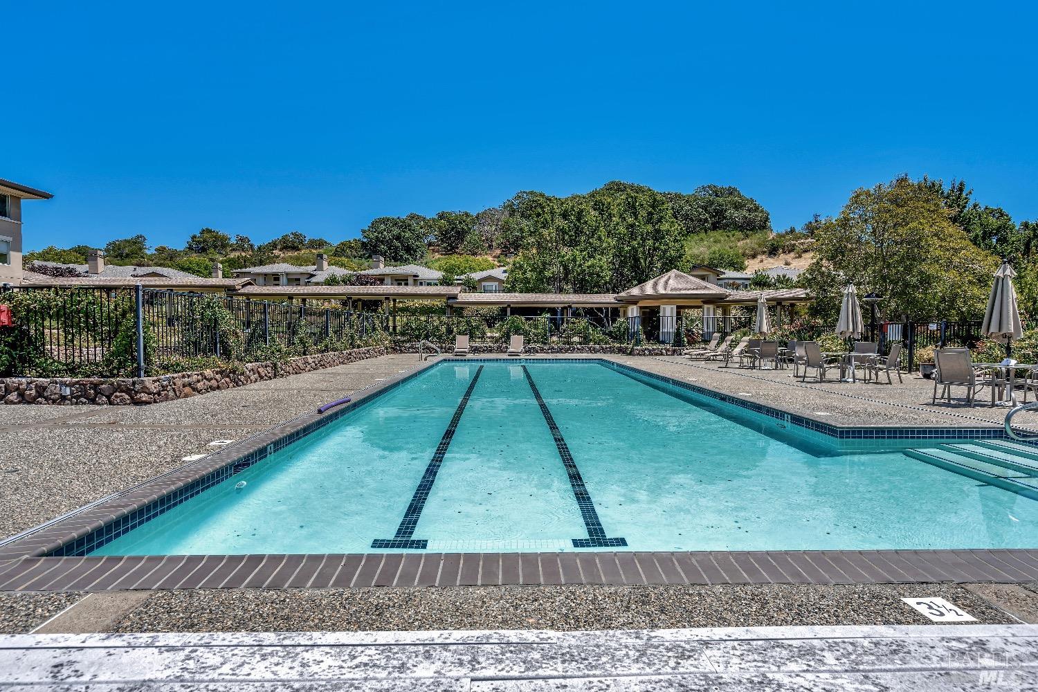 200 Deer Valley Rd #3B