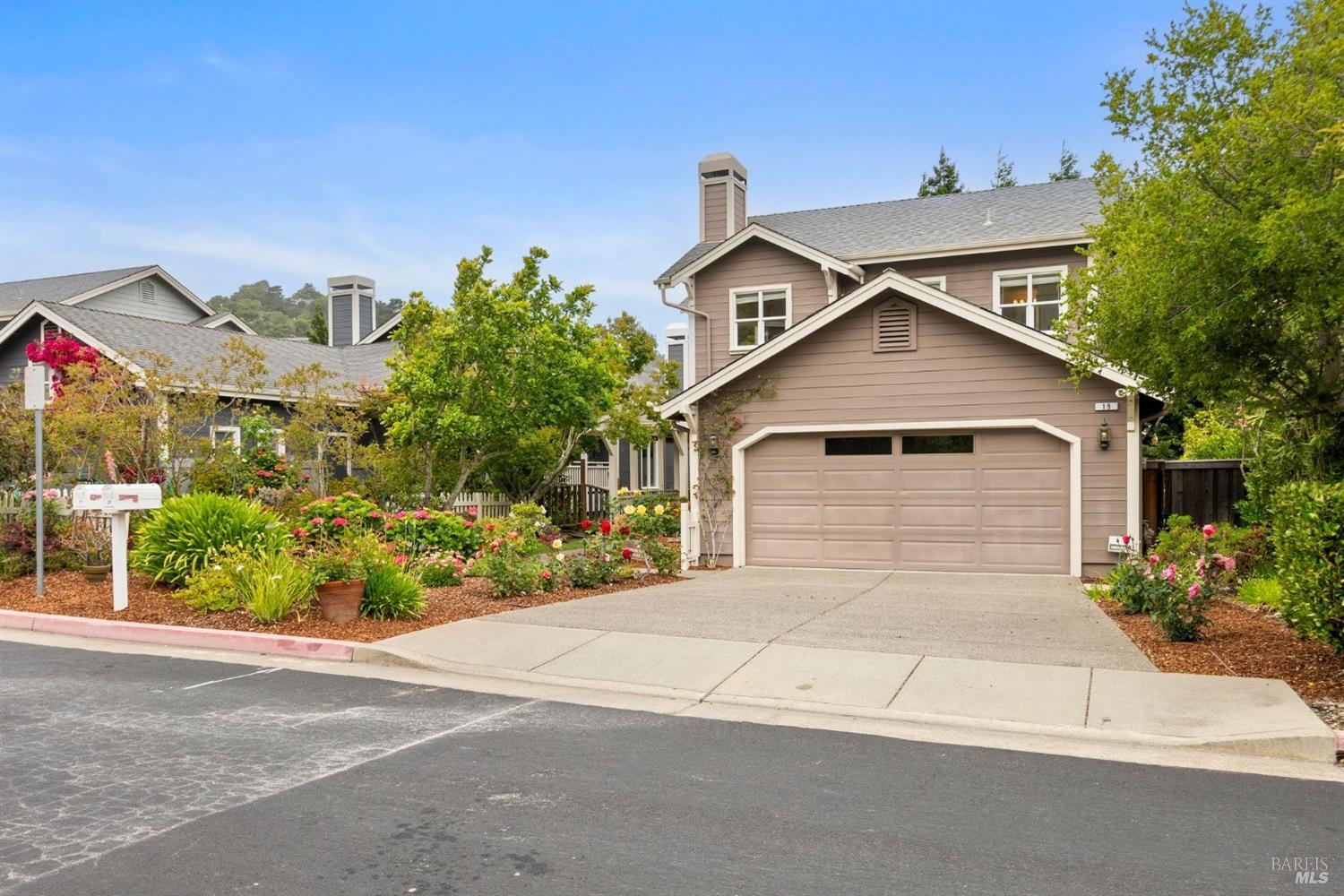 19 Madera Del Presidio Dr