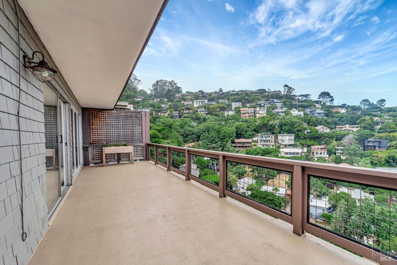 392-394 Sausalito Blvd