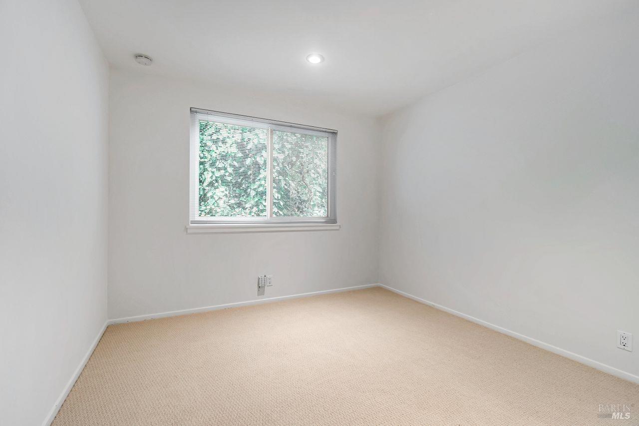 392-394 Sausalito Blvd