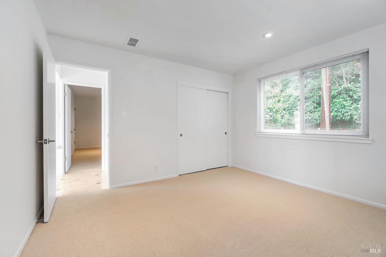 392-394 Sausalito Blvd