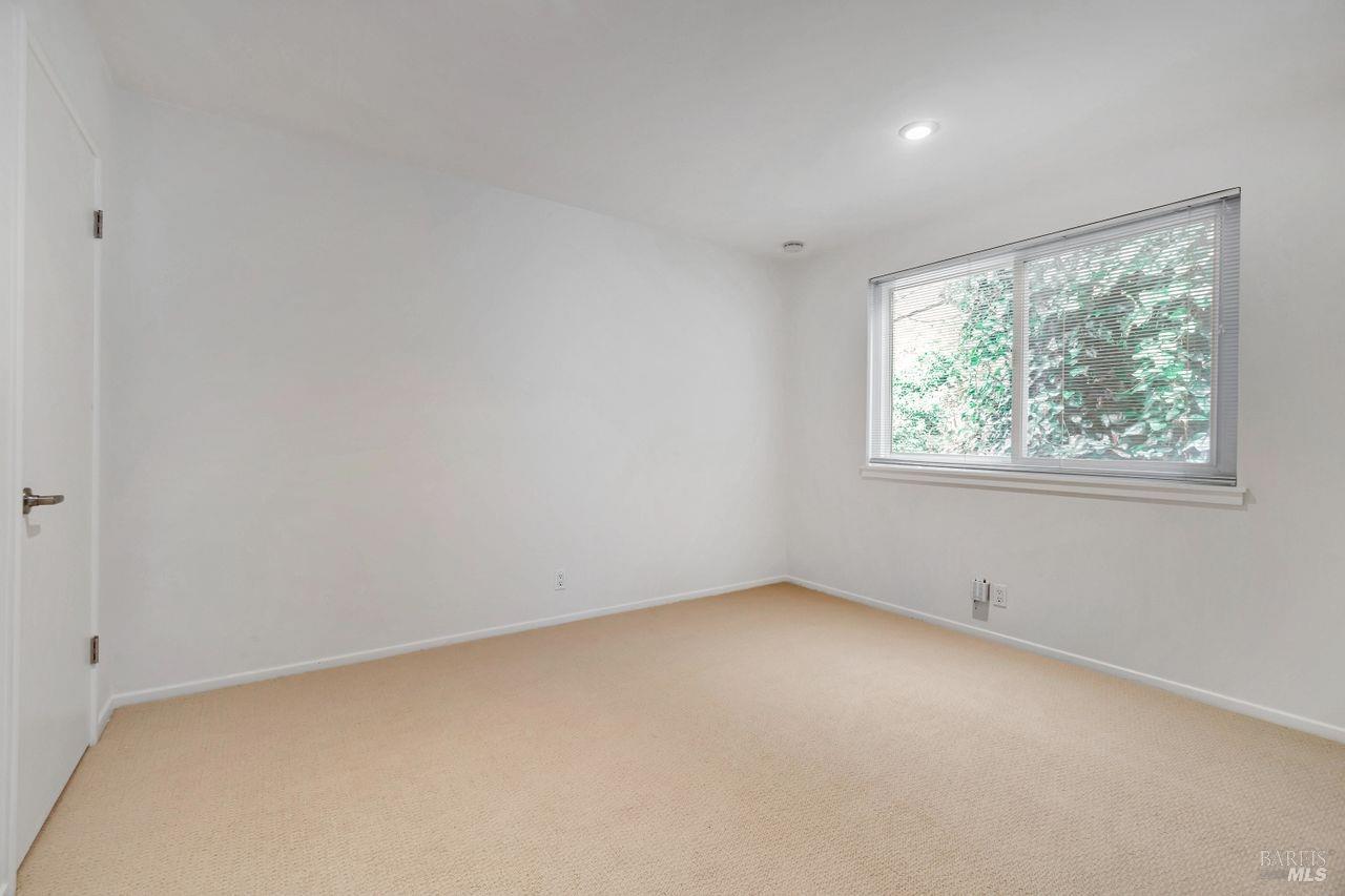 392-394 Sausalito Blvd