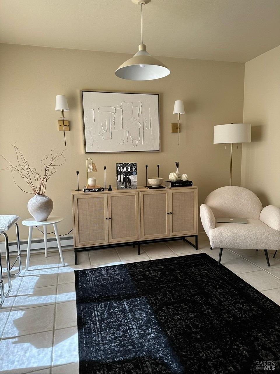 100 Marin Center Dr #51