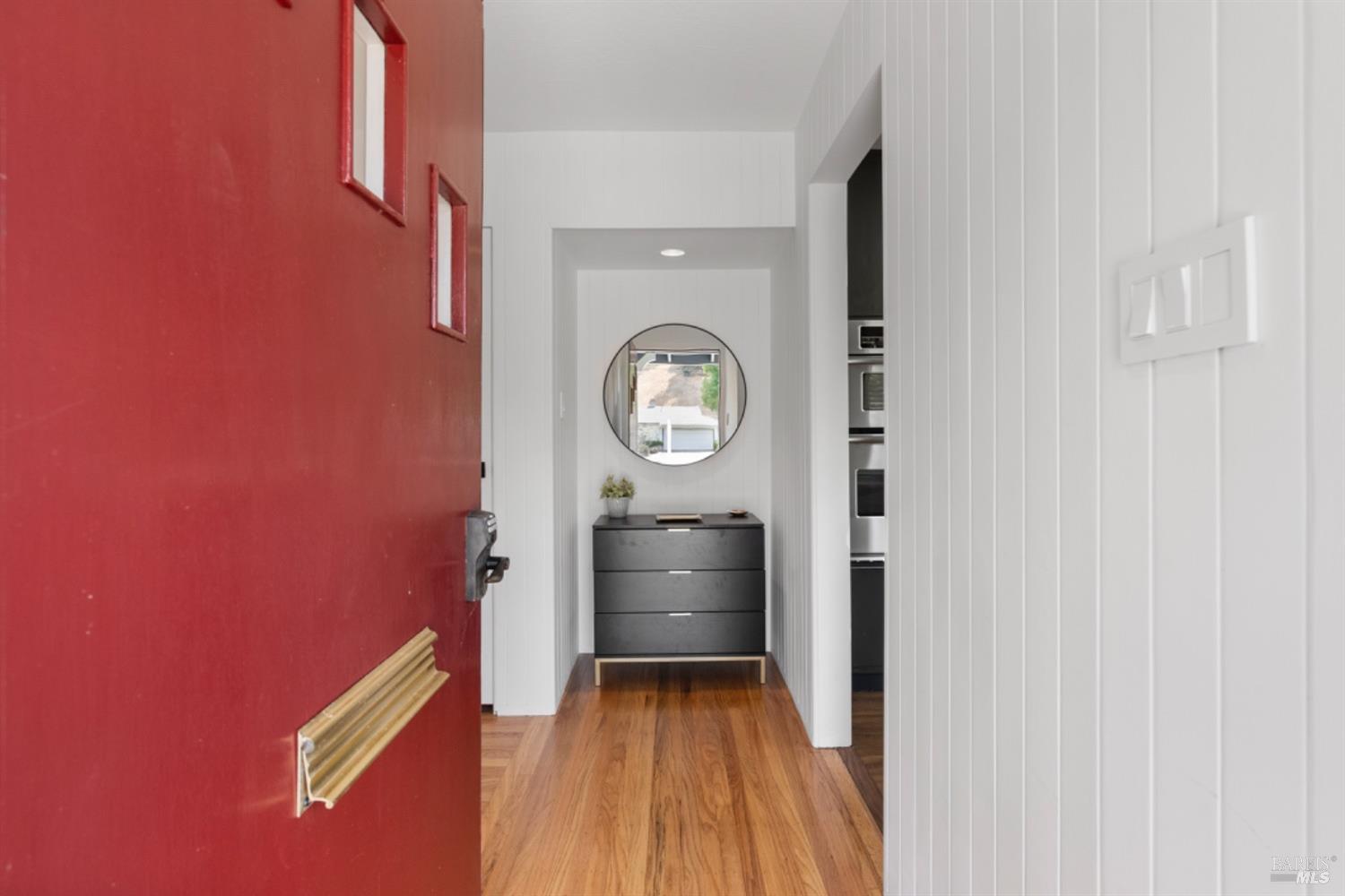 2175 Las Gallinas Ave