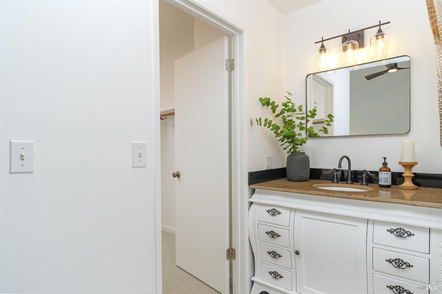 1253 Royal Oak Ter #A