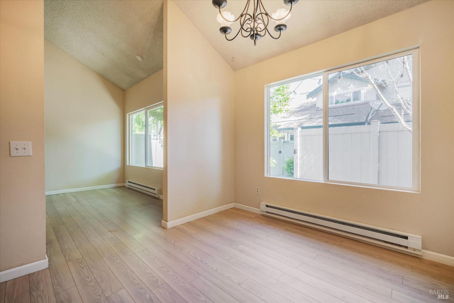 6627 Meadow Pines Ave