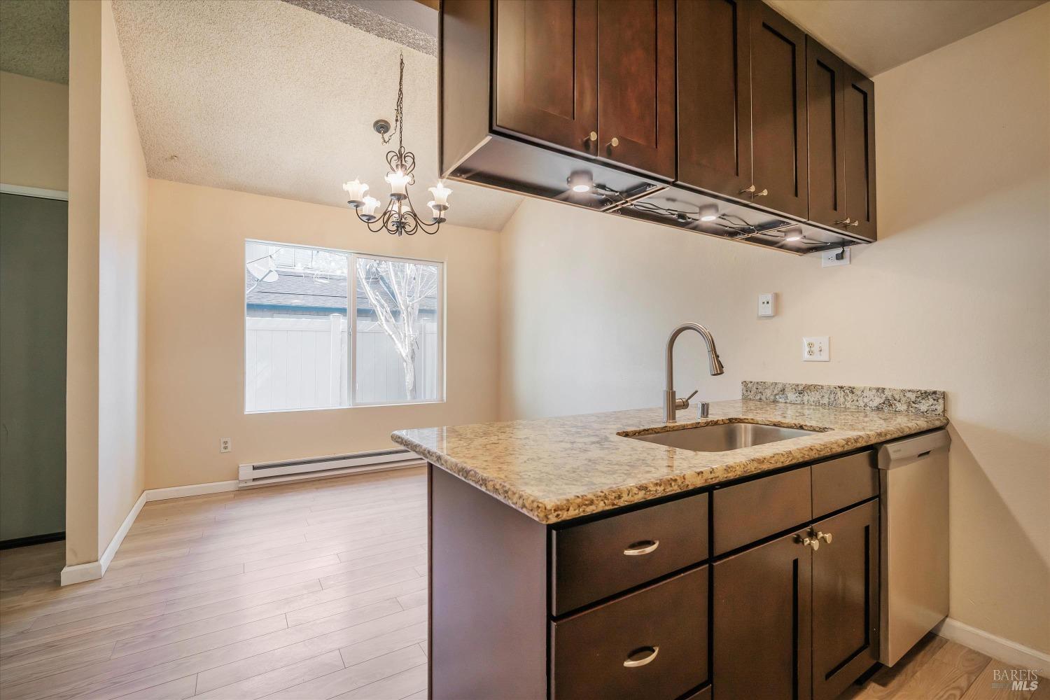 6627 Meadow Pines Ave