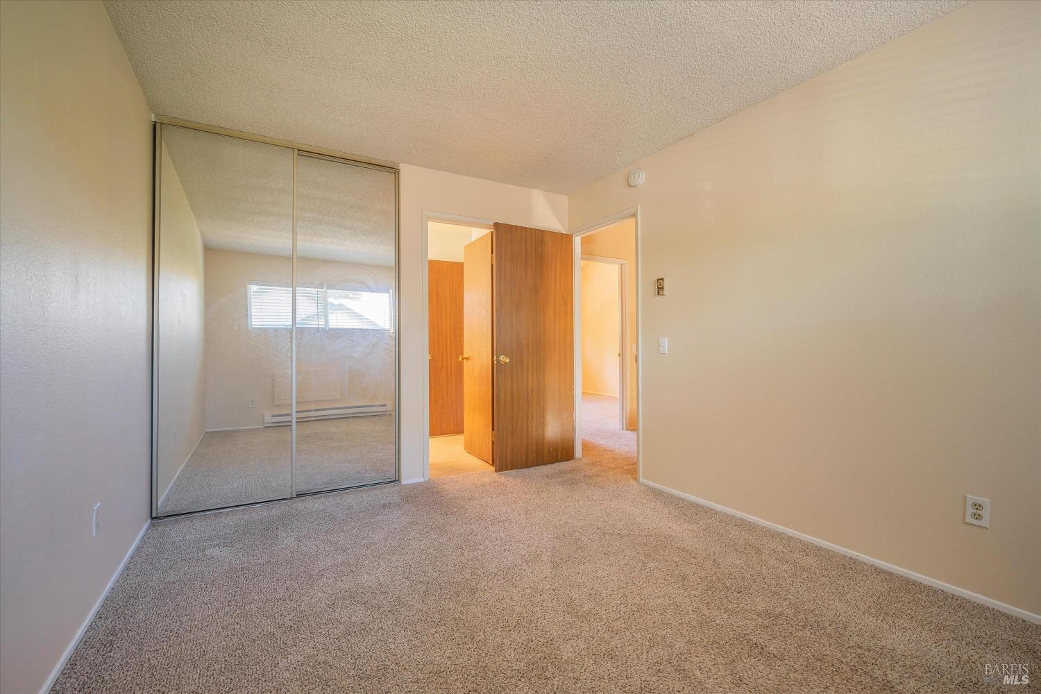 6627 Meadow Pines Ave