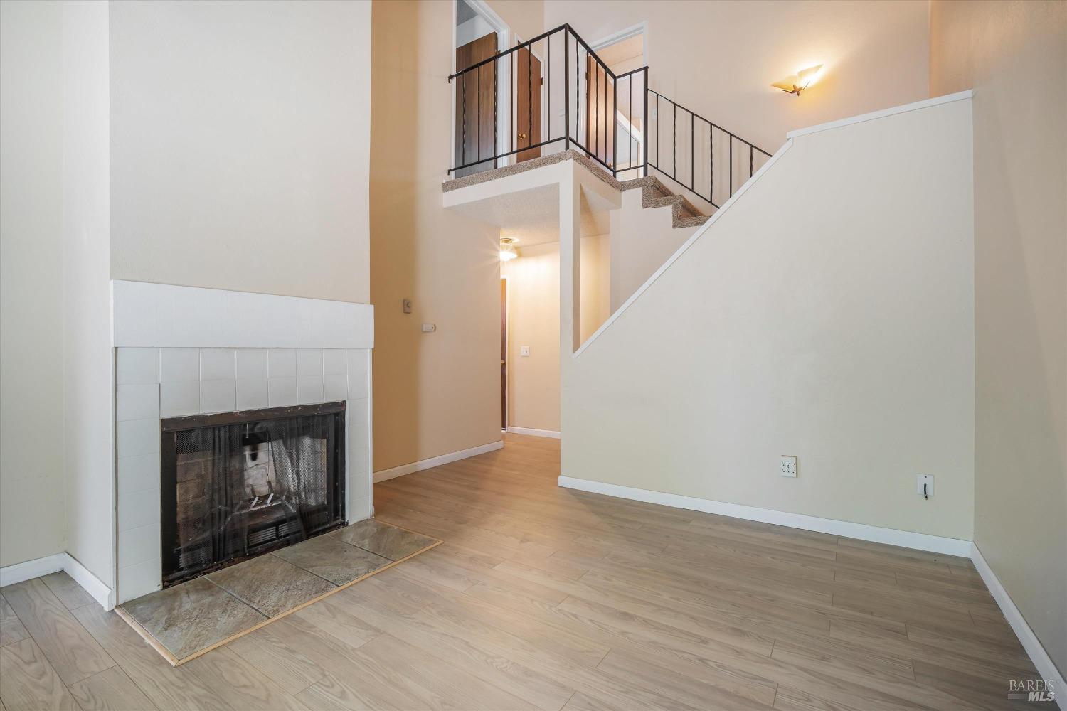 6627 Meadow Pines Ave