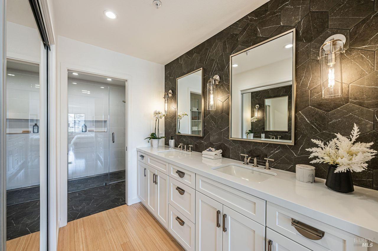 6050 Shelter Bay Ave