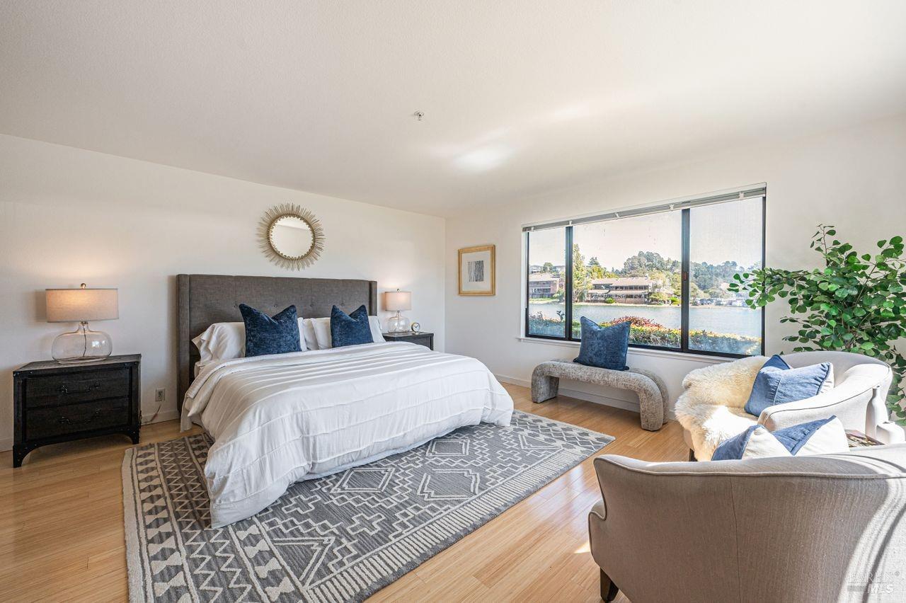 6050 Shelter Bay Ave