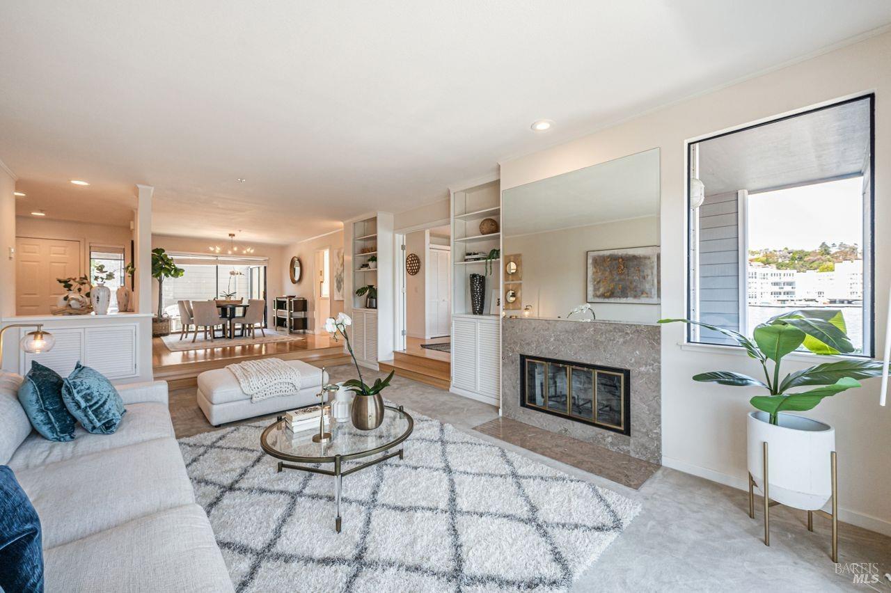 6050 Shelter Bay Ave