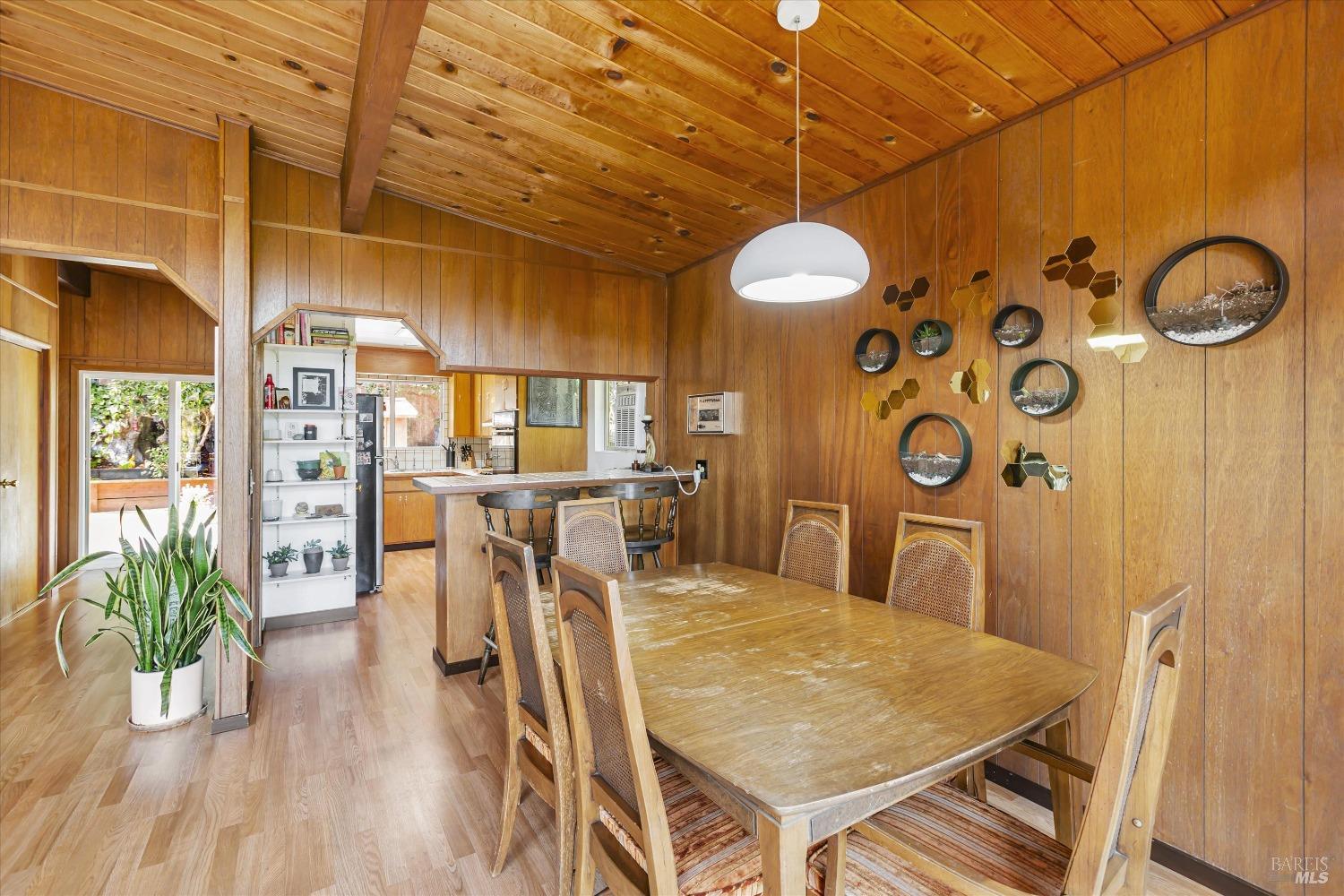 355 Corte Madera Ave