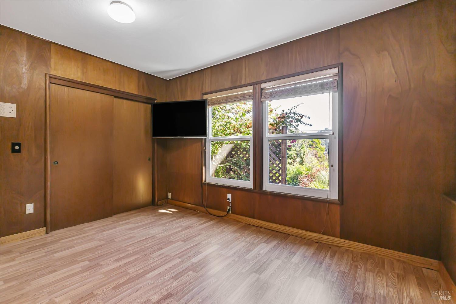 355 Corte Madera Ave