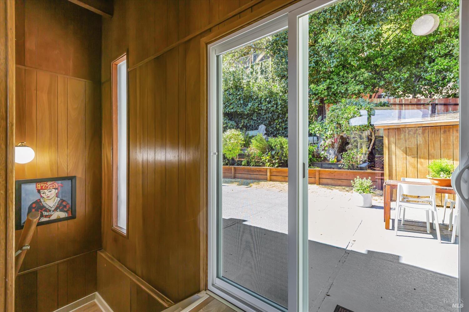 355 Corte Madera Ave